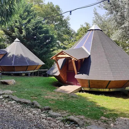 Luxury tent Tipis Du Petit Buisson Saint-Antonin-de-Lacalm