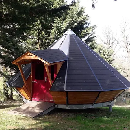 Tipis Du Petit Buisson Luxury tent