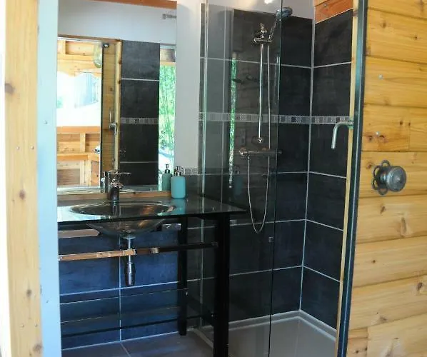 Tipis Du Petit Buisson Luxury tent